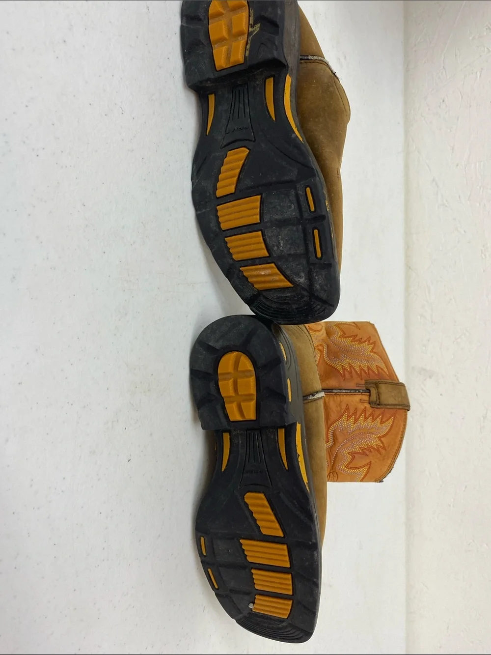 Ariat Tan/Brown Men's Western Work Boots